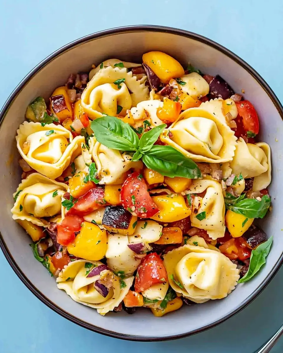 Hot Honey Tortellini Pasta Salad: A Spicy Delight!