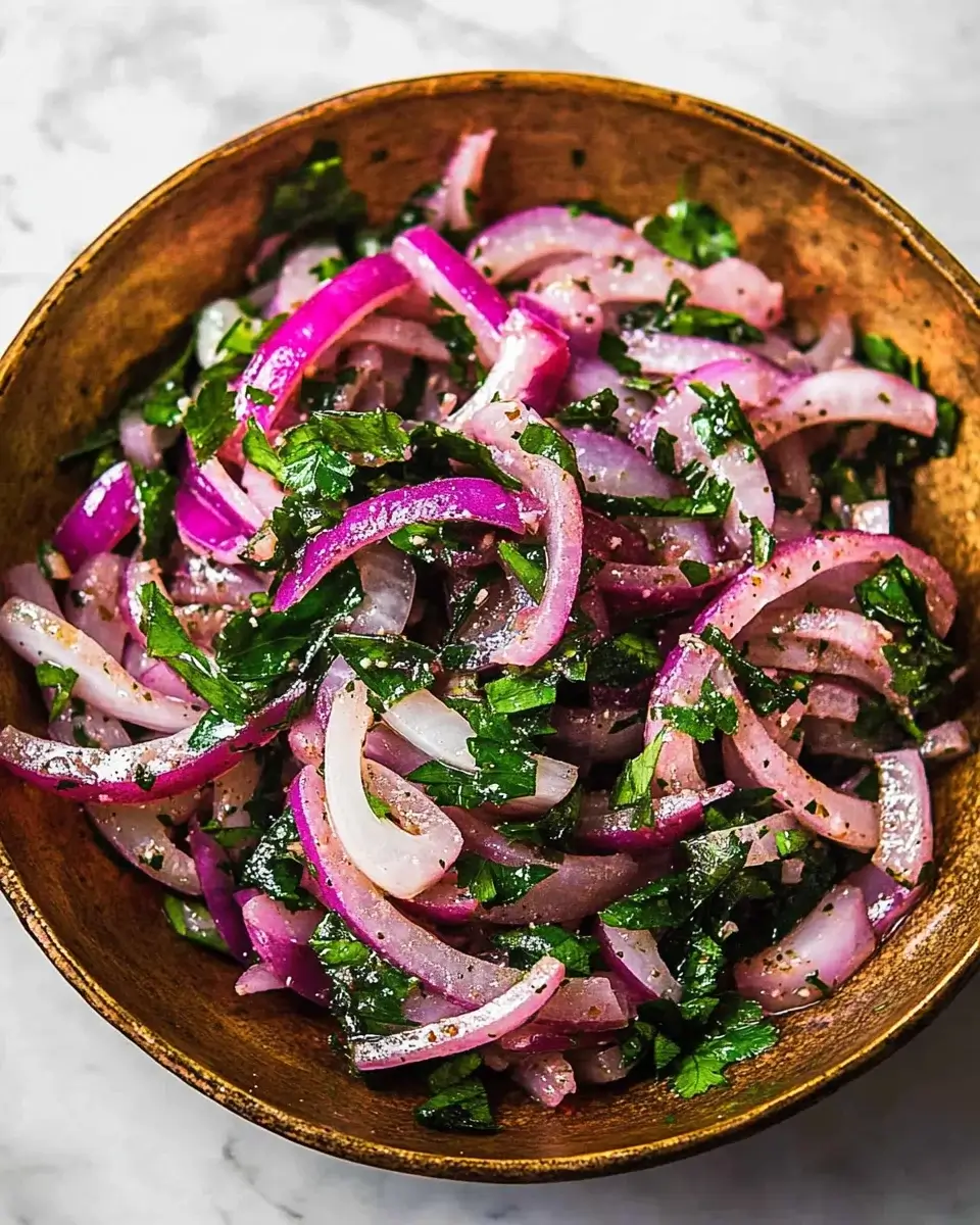 Sumac Onion Salad: A Refreshing Flavorful Recipe!