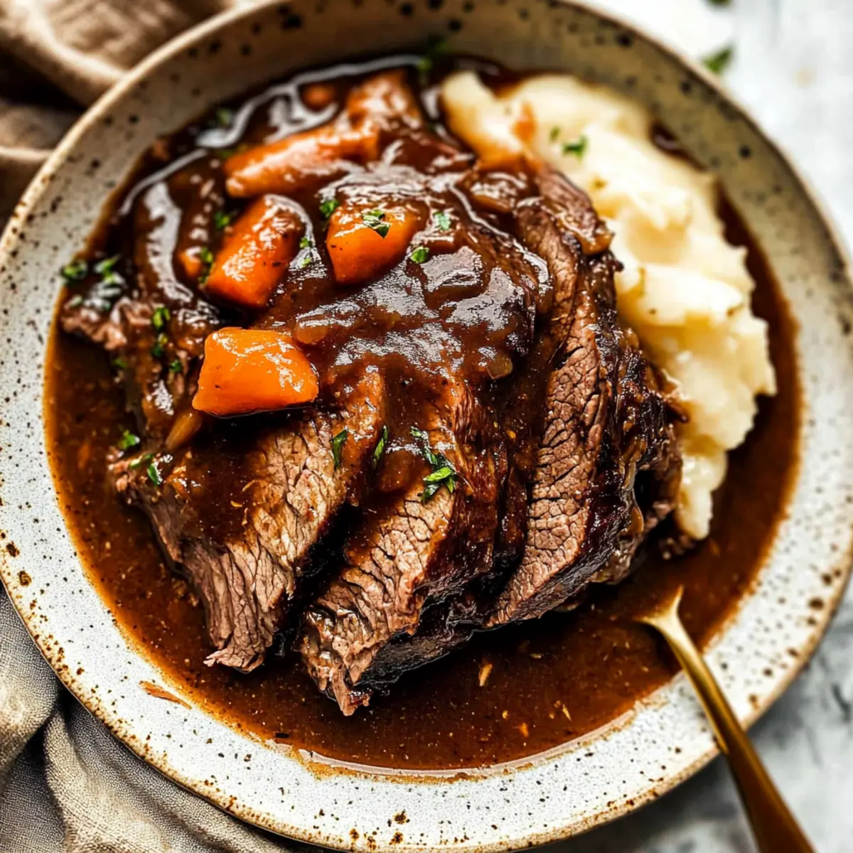 Delicious Christmas Roast Beef with Red Wine Gravy Recipe
