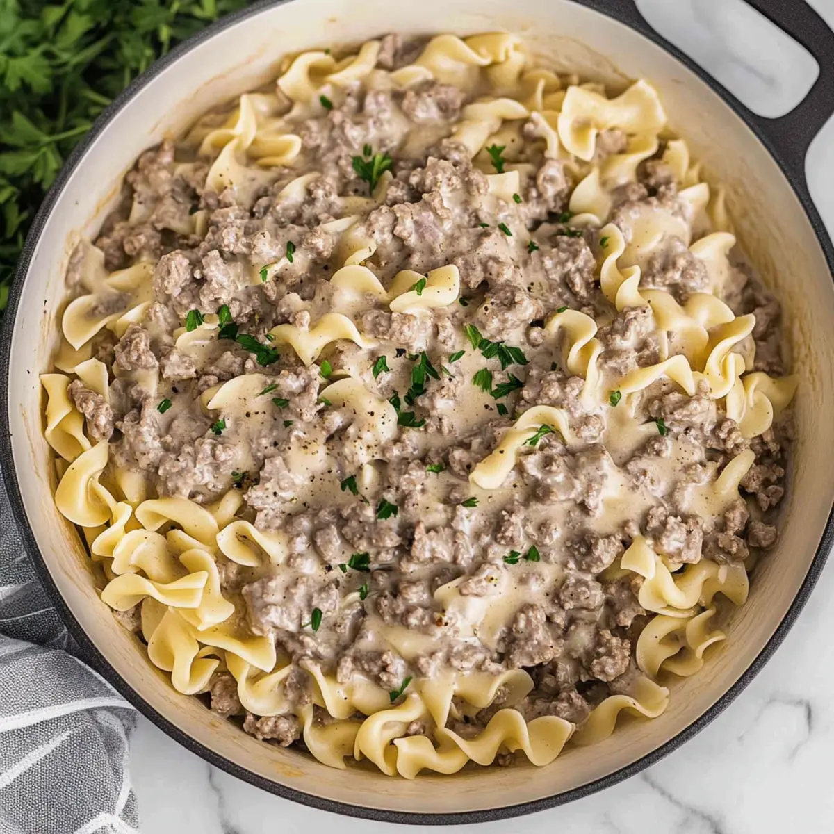 Delicious Hamburger Stroganoff Recipe for Cozy Nights